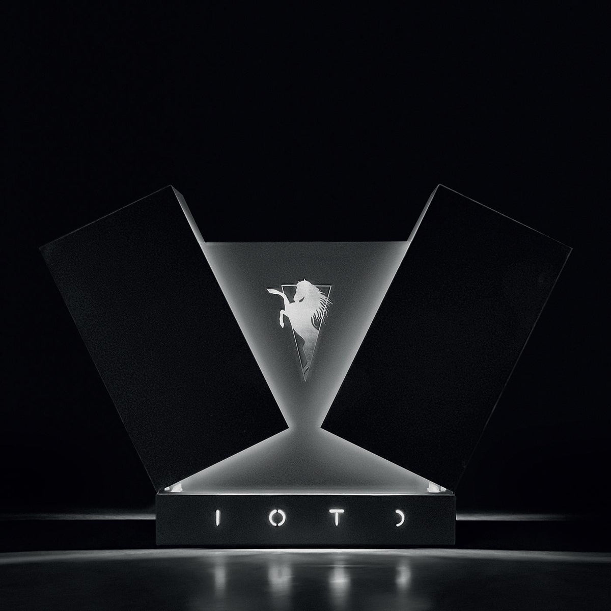 VARIOUS ARTISTS - IN ORDER TO DANCE 4.0