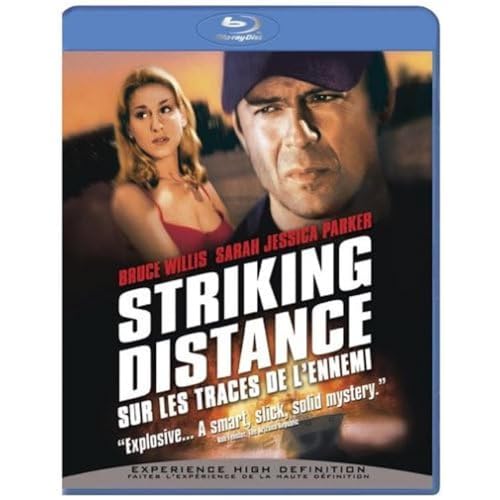 STRIKING DISTANCE BILINGUAL [BLU-RAY]