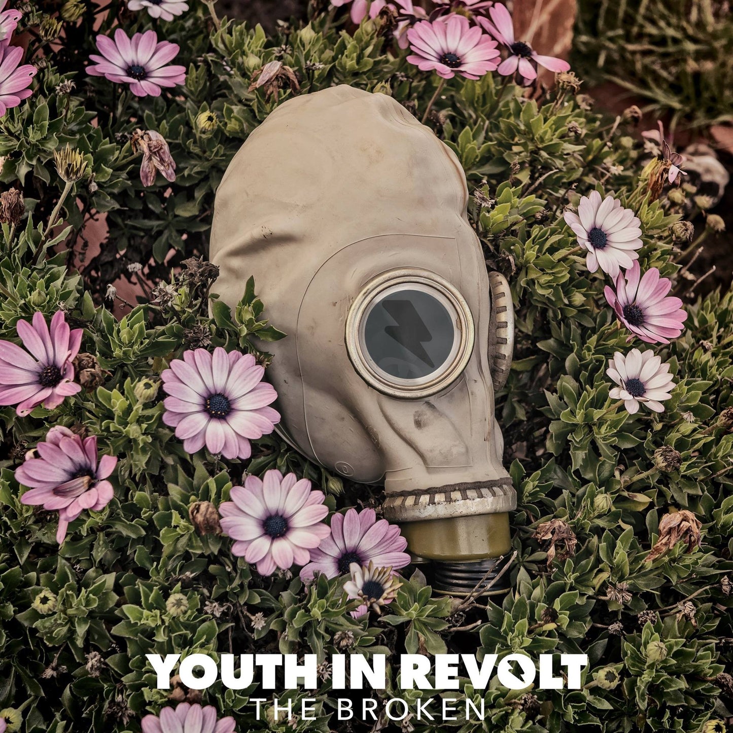 YOUTH IN REVOLT  - BROKEN