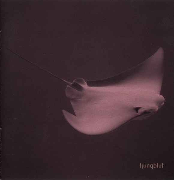 LJUNGBLUT  - CAPITALS