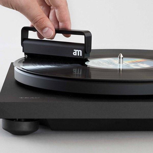 AM Sound Vinyl Brush